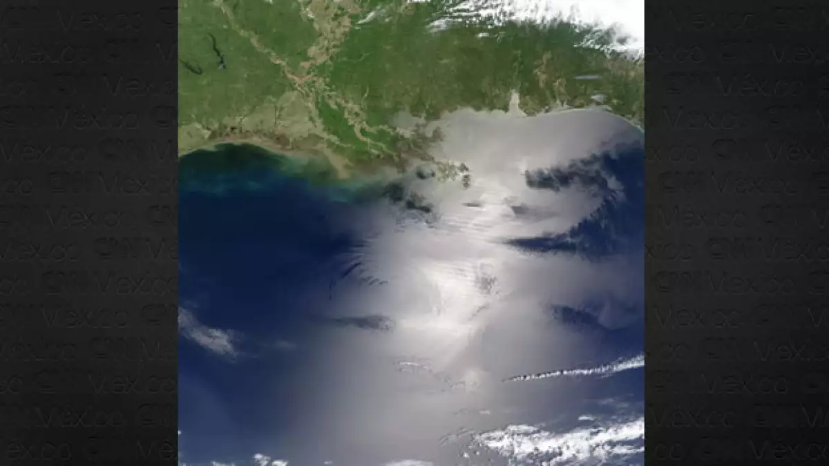 Imagen difundida por la NASA, que muestra la cercanía del petróleo con las costas de Louisiana, en Estados Unidos