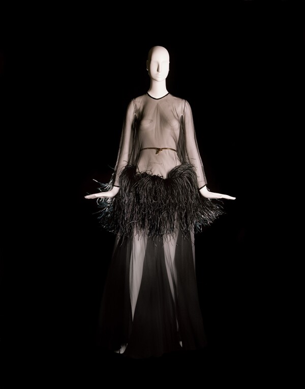 yves-saint-laurent-impossible-collection-assouline-laurence-benaim-7