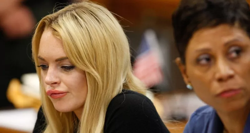 "Finalmente, Lohan admitió que necesita ayuda para sanar de su adicción", dijo una fuente cercana a la actriz.