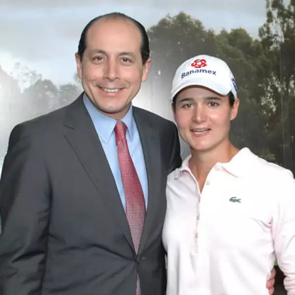 Presentación colchón Selther Lorena Ochoa