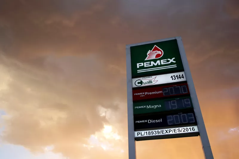 Pemex deuda México Fitch
