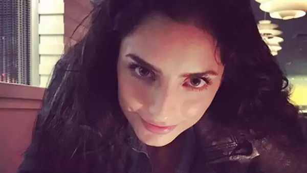 Aislinn Derbez
