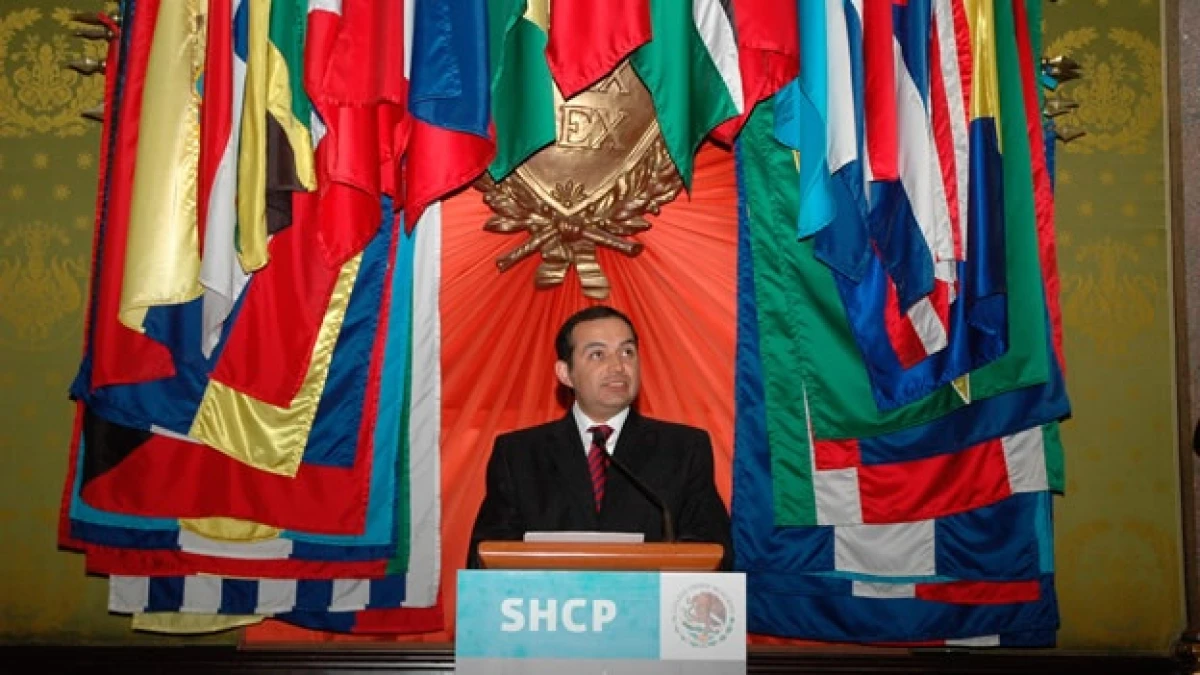 Ernesto Cordero SHCP