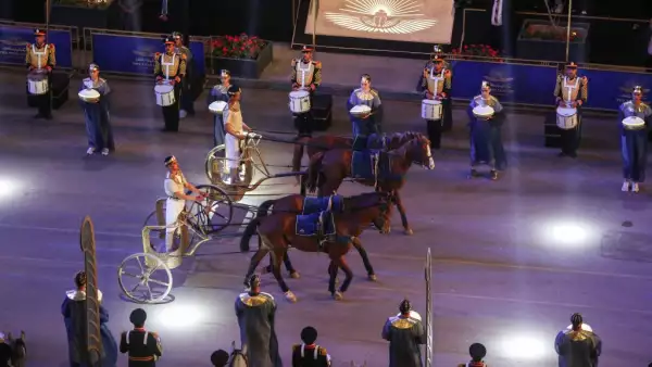 Egyptian Mummies Paraded To New Museum Home