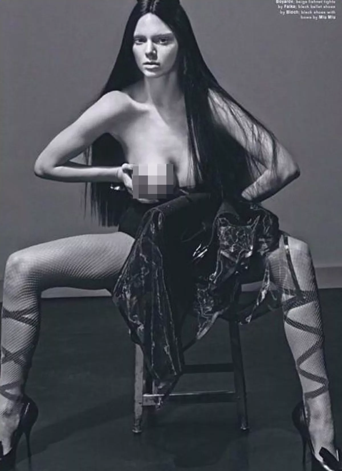 Las poses sexys y sugerentes no podían faltar en la sesión de fotos.