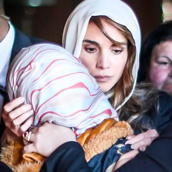 Un día antes de la marcha, la reina Rania de Jordania ofreció sus condolencias a la familia del piloto asesinado.