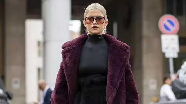 burgundy-color.jpg