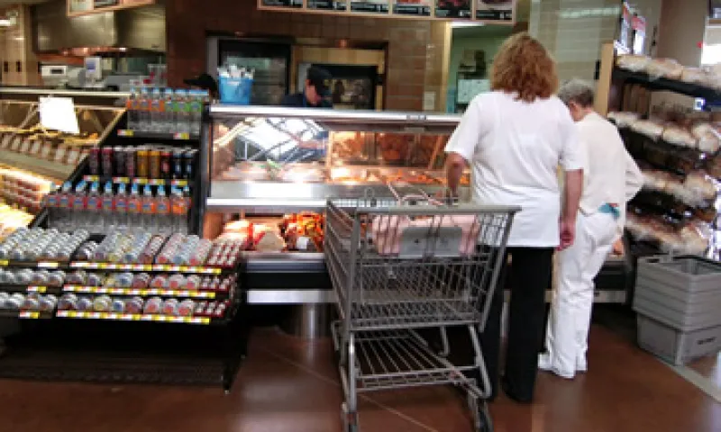 En todo 2011, el grupo comercial logró facturar 379,021 millones de pesos, para un aumento de 13%. (Foto: AP)
