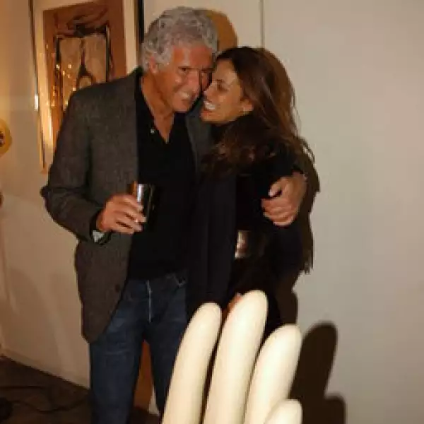 Joe Slim, Constanza Carrazcal