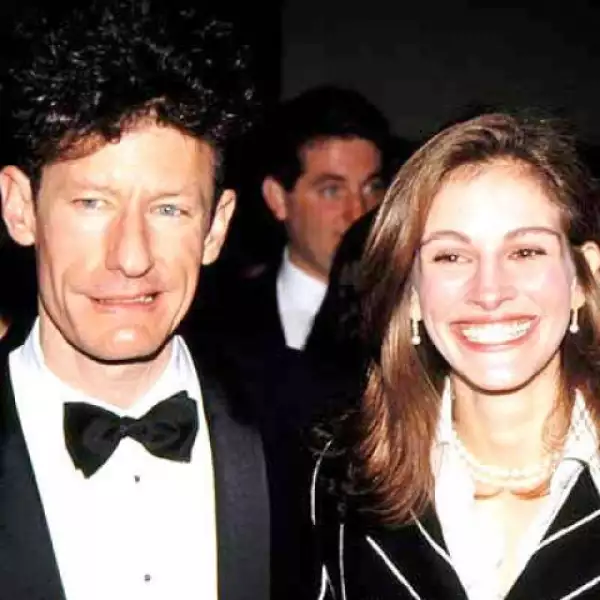 Julia Roberts, la `pretty woman´ causó un alboroto en el mundo del espectáculo cuando se casó con un hombre no muy guapo, el músico Lyle Lovett