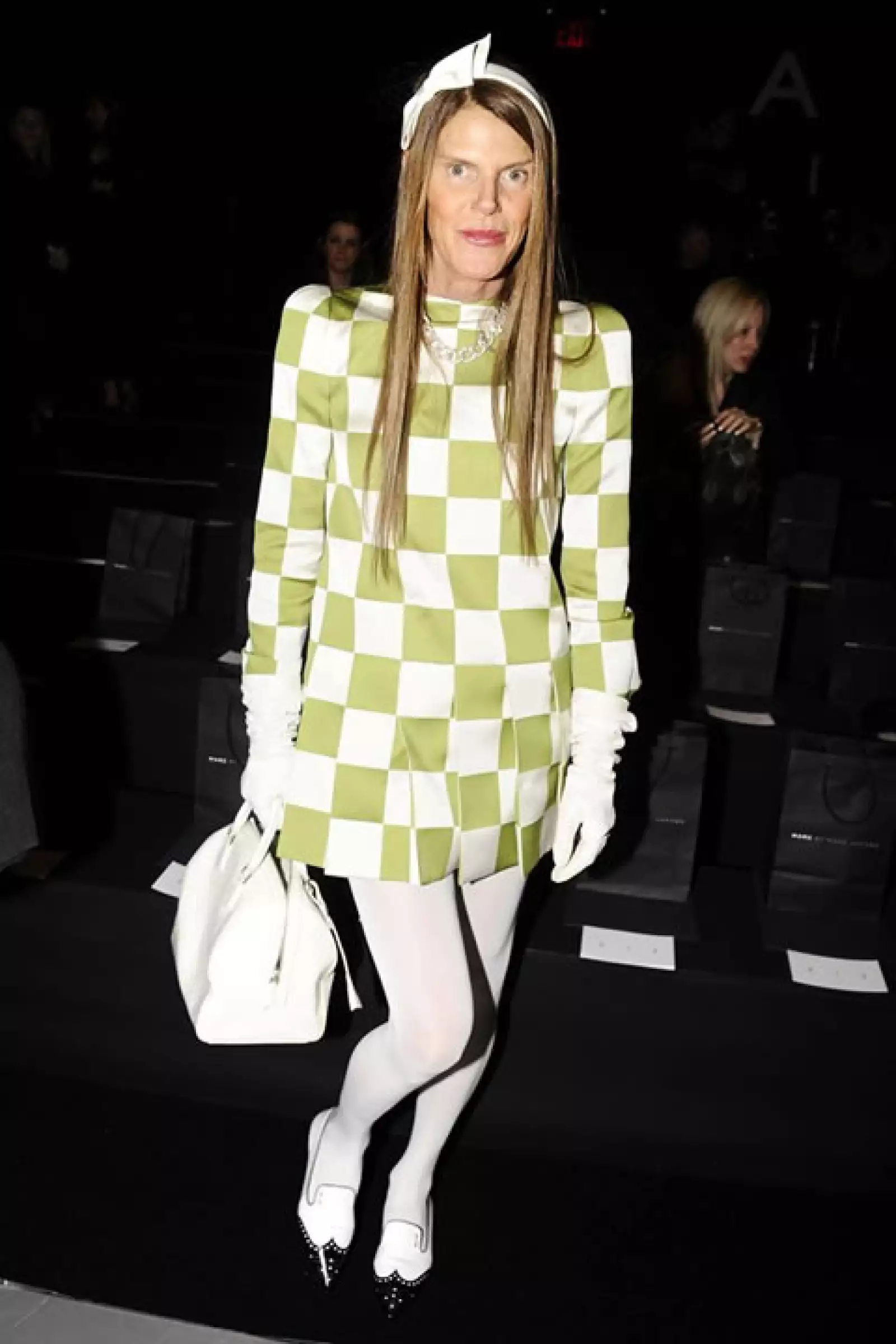 Por su puesto que a Anna dello Russo no le podía faltar este modelito.