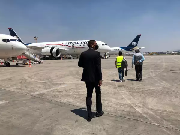 Sobrecargo Aeromexico