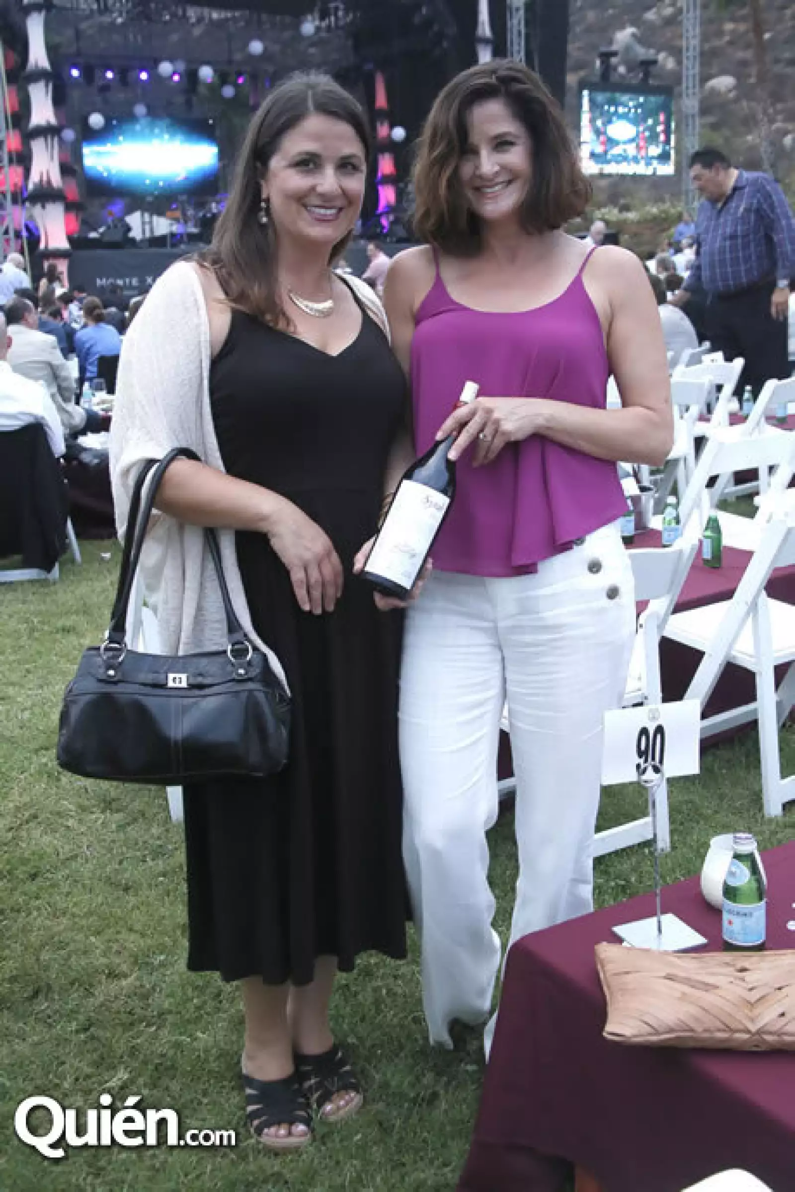 Claudia Peterson,Carolina Simón