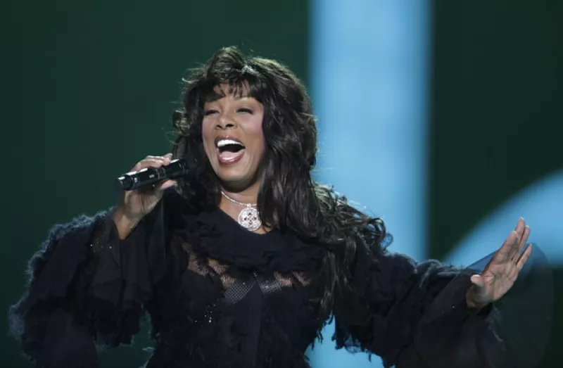 La cantante, también conocida como la reina de la música disco, falleció esta mañana después de una larga lucha contra el cáncer.