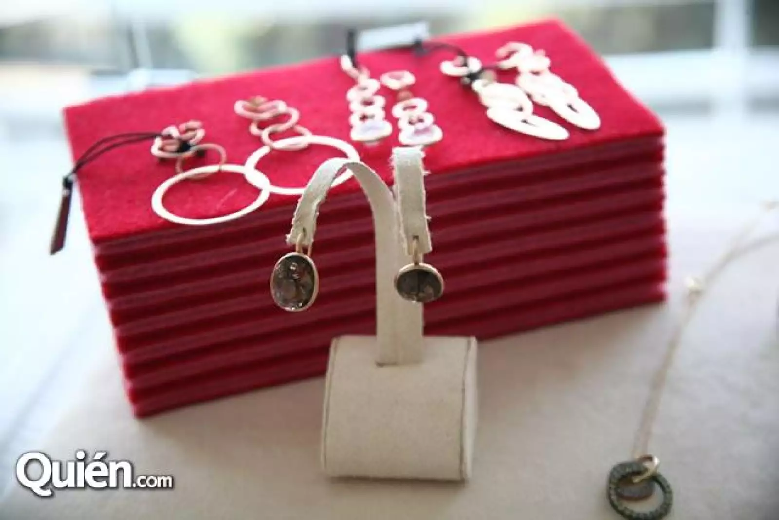 Venta de joyas por Patricia Fronza