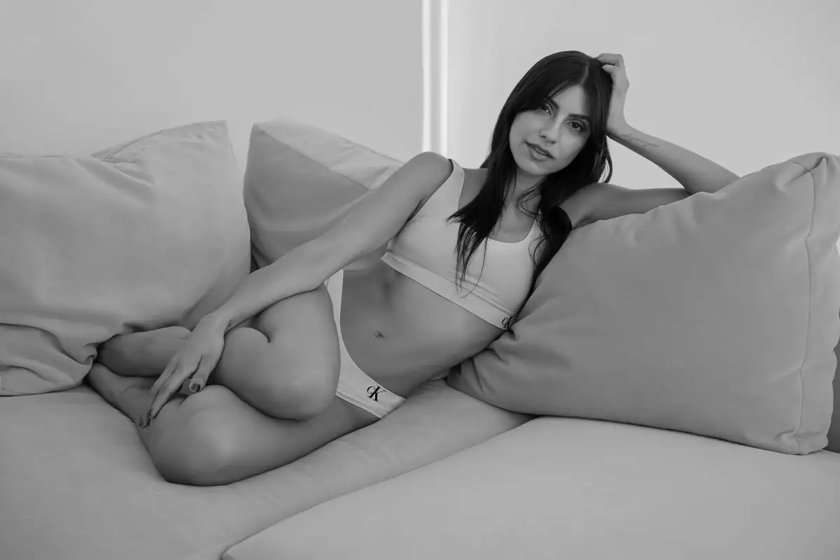 Bárbara López para Calvin Klein.