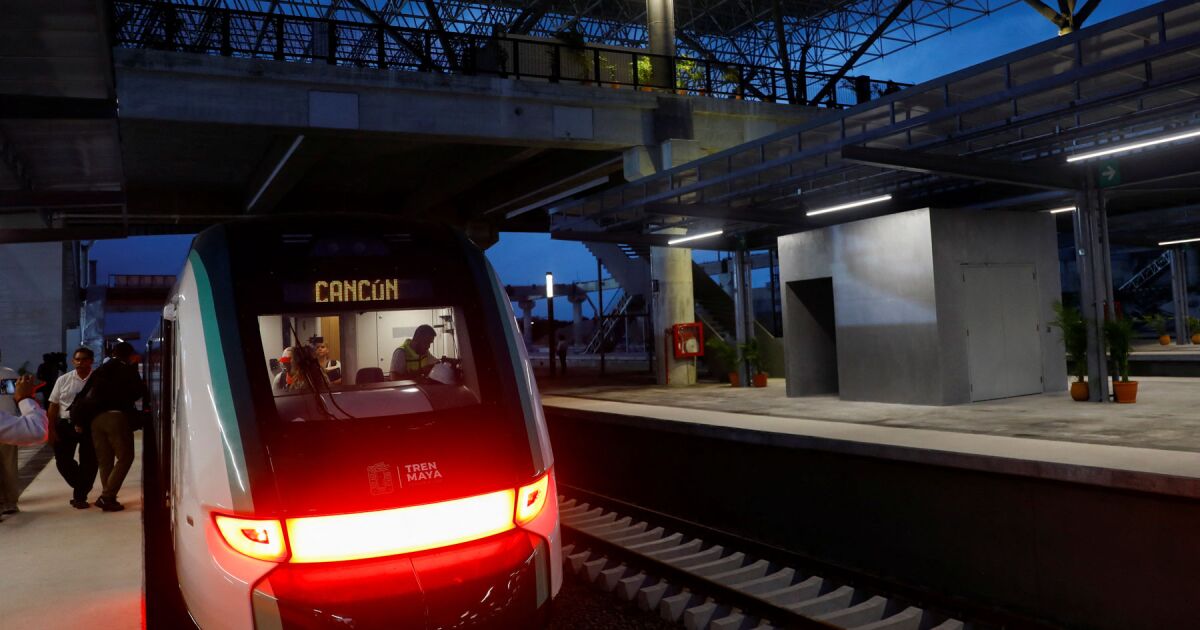 Maya Treni, başladıktan iki haftadan kısa bir süre sonra faaliyetlerini askıya alıyor