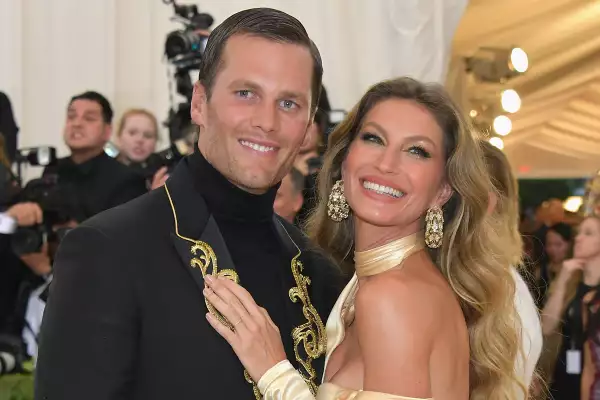 Tom Brady dice que su riqueza es la parte más difícil de ser padre