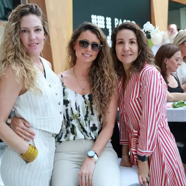 Paulina Urquiola, Mariana Gutiérrez y Regina  Madero 