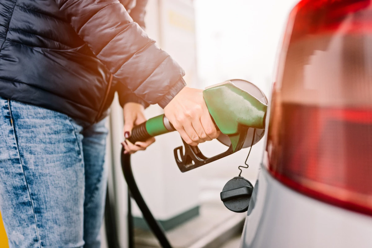 Al cierre de 2014, la gasolina Magna costará 13.31 pesos por litro. (Foto: Getty Images)