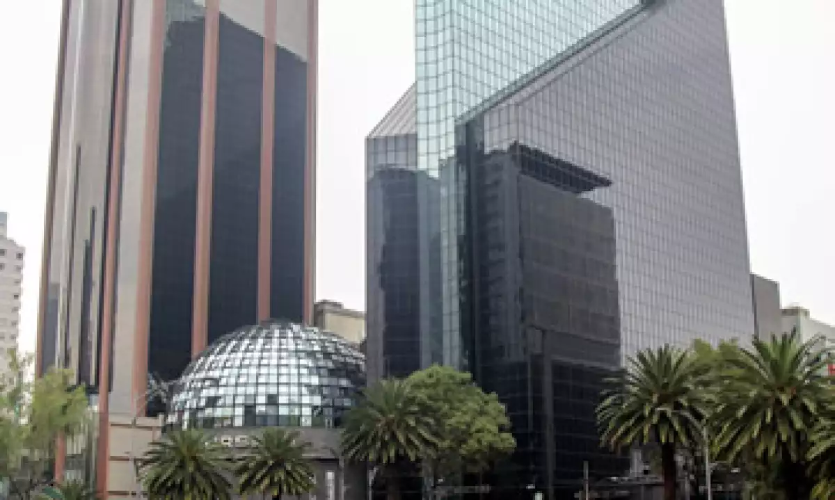 La BMV lanzó un programa de compra de bonos en noviembre pasado para compensar el impuesto por carbono a empresas. (Foto: Cuartoscuro)
