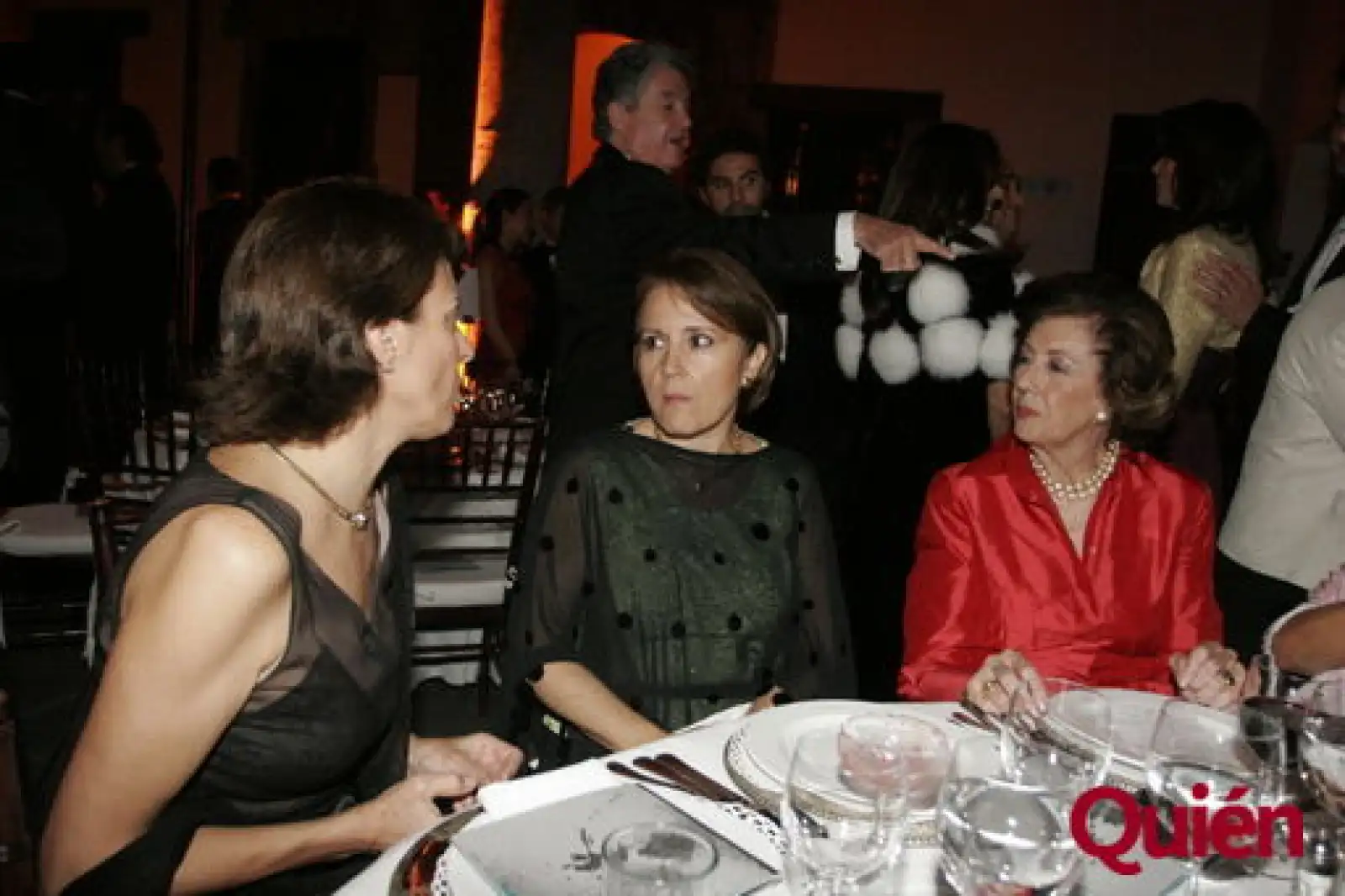 Concha Azpe, Luisa Azpe, Virginia Azpe