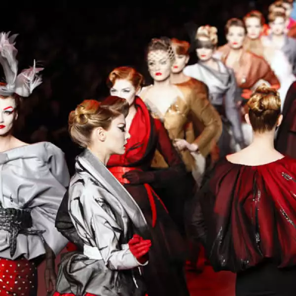 El show de Dior y el aire teatral que lo hizo tan espectacular.