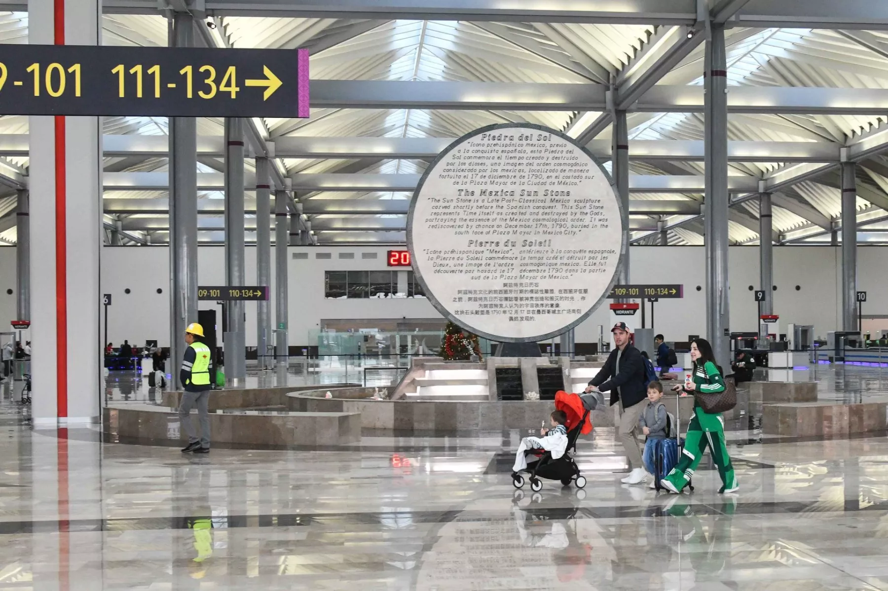 AIFA 在货物运输方面处于领先地位,但客运方面呢?