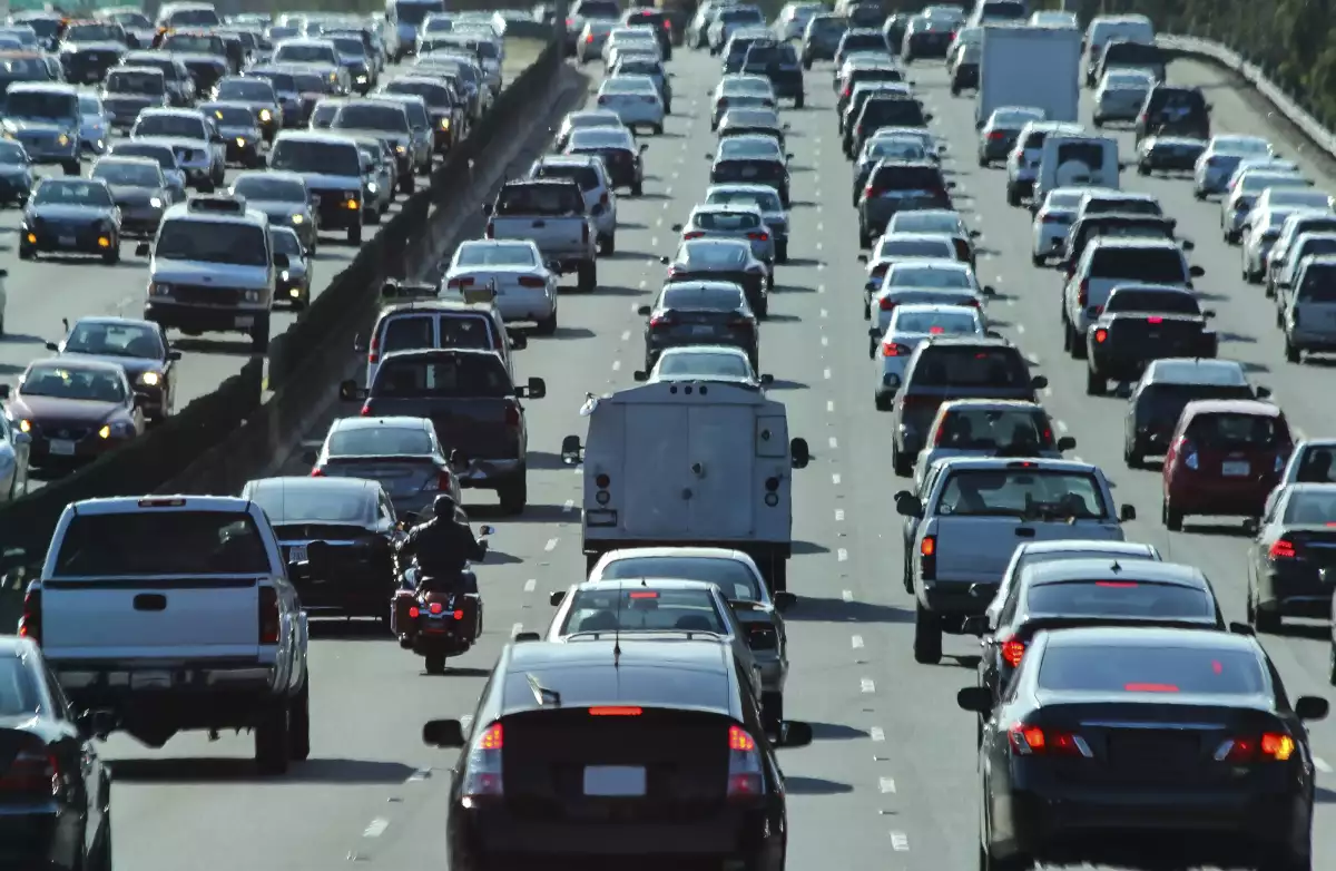 Hoy No Circula 7 de mayo 2025: ¿Qué autos no salen en CDMX y Edomex?