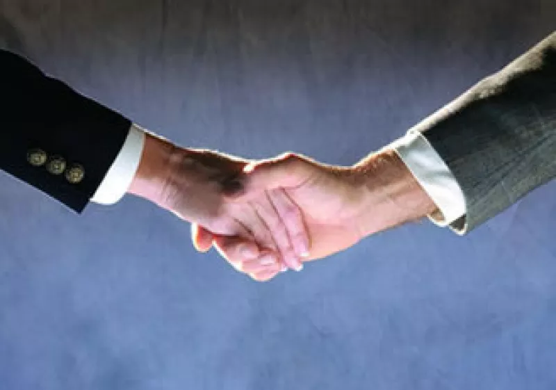 Los emprendedores deben seguir los ejemplos exitosos y dignos de grandes empresarios que han beneficiado a México, dice el autor. (Foto: Jupiter Images)