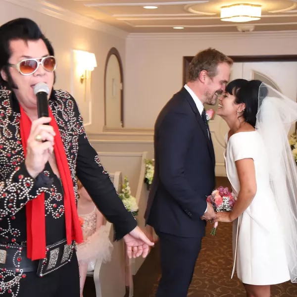 lily-allen-david-harbour-boda.jpg