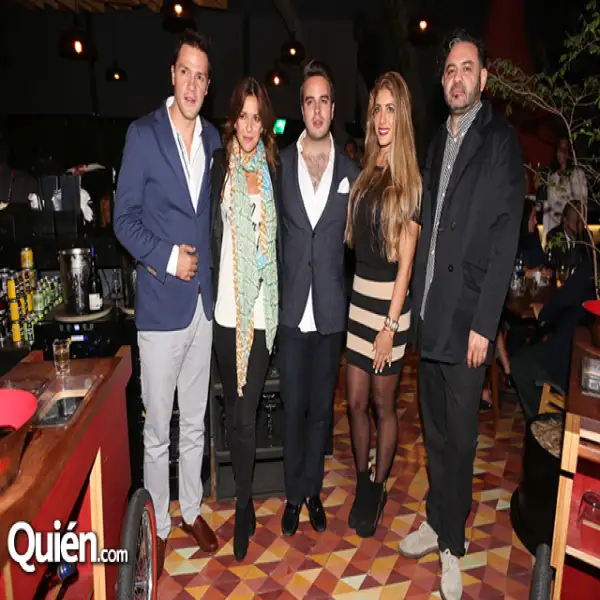 Ernesto Zarate,Ileana Fox,Jonathan Picard,Nunzia Rojo de la Vega,Quique Rangel