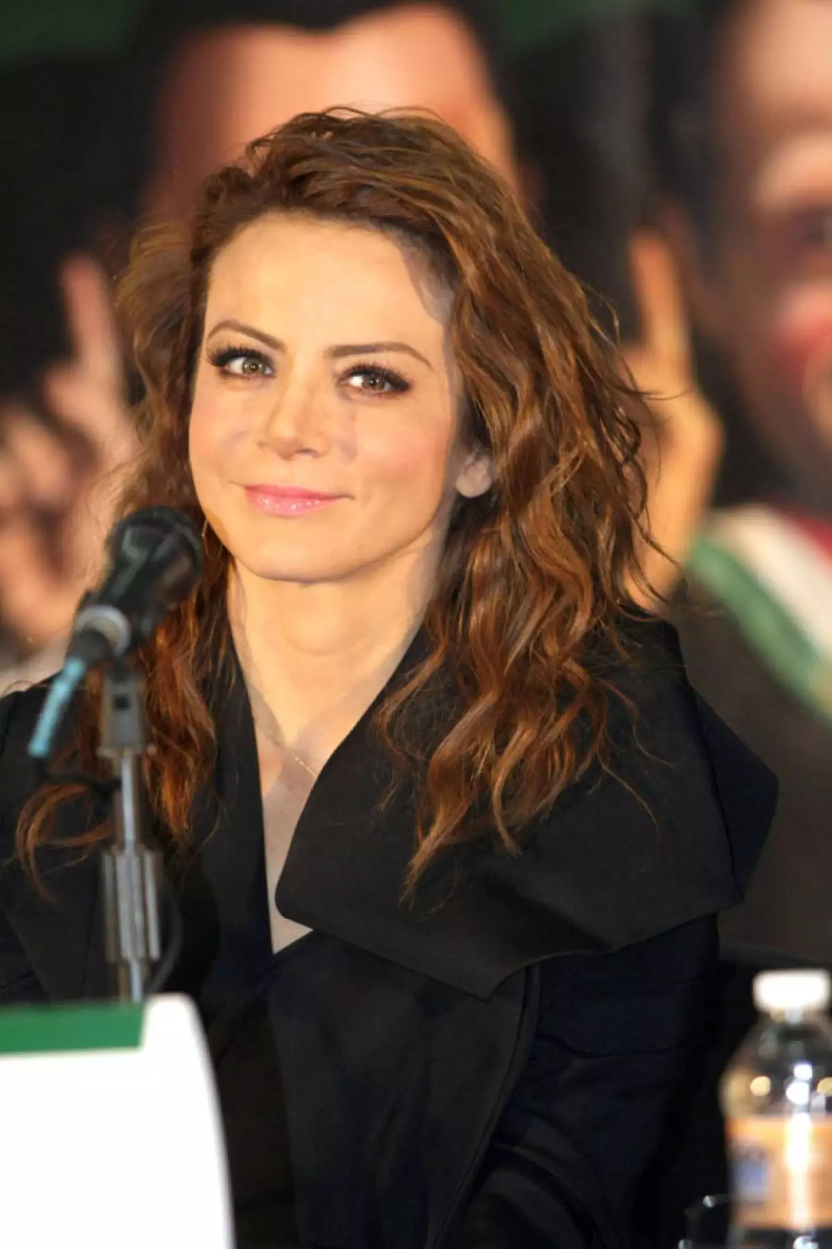 Hace apenas unas semanas la actriz se convirtió en mamá por primera vez pero al parecer, su vida profesional no parará, pues ya se encuentra planeando su regreso a la pantalla chica.