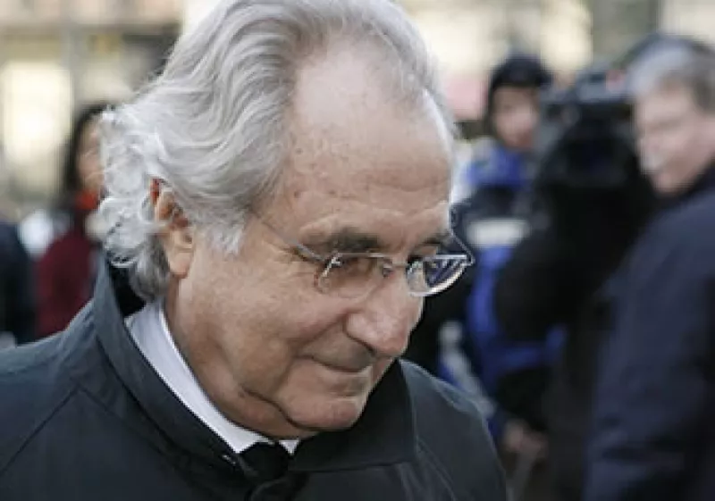 Madoff cumple una sentencia de 150 años por engañar a inversionistas con su sistema piramidal. (Foto: AP)