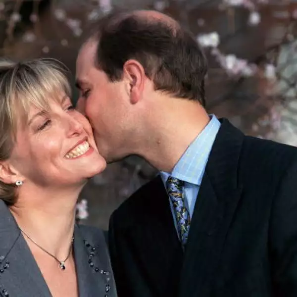 Los Condes de Wessex es la prueba de que en la Casa Windsor no todo es divorcios. El es el único hijo de la Reina que no se ha divorciado, y al parecer son muy felices.