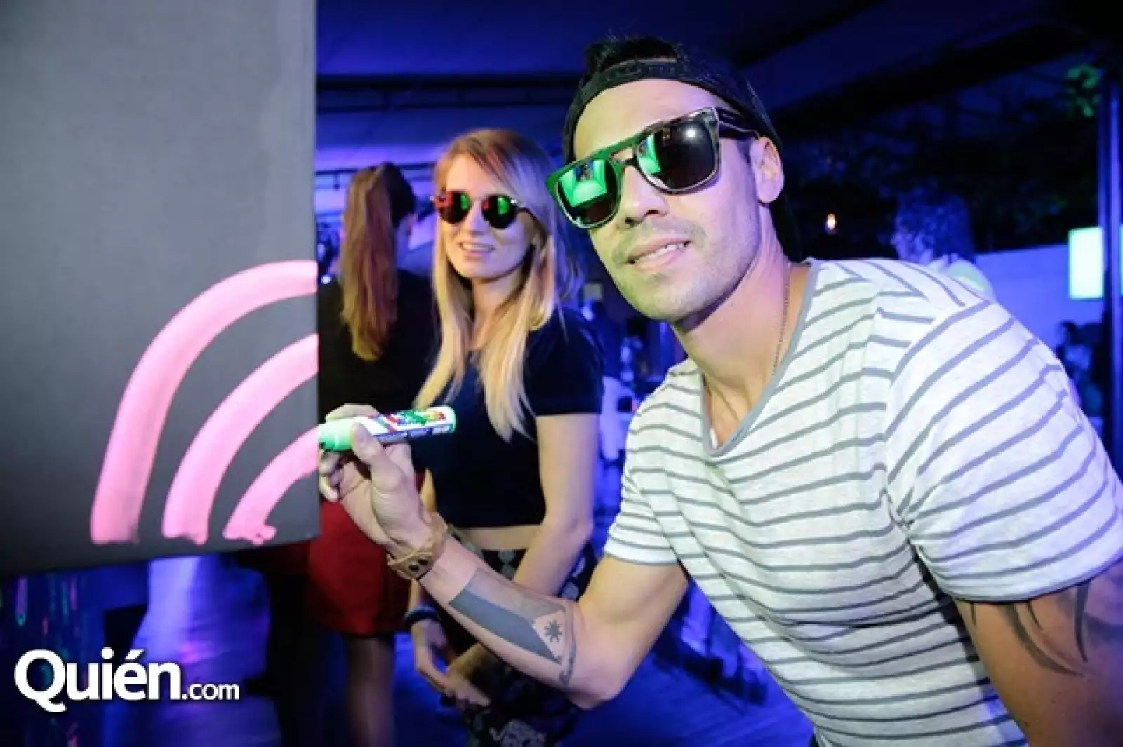 Stephanie Conway y Aarón Mostow