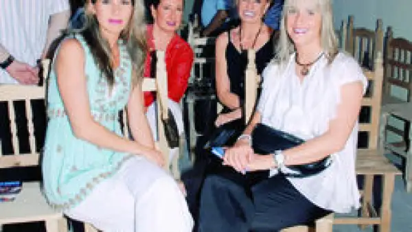 Yaline Rossell de Islas, Rosa Soberon, Matilde Marti, Vanessa Harp