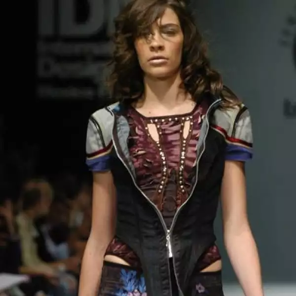 IDM Pasarela César Arellanes