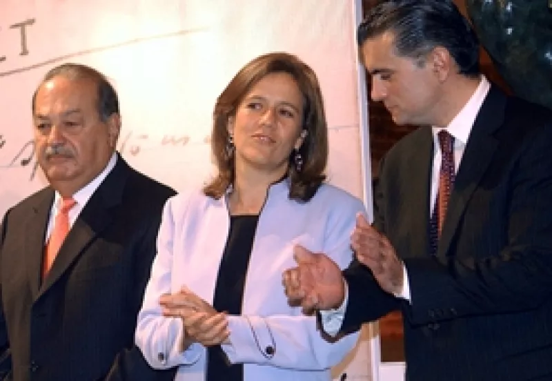 La primera dama de México, Margarita Zavala, y el empresario Carlos Slim inauguraron, en el Museo Soumaya, la exposición Gibran. El profeta.
