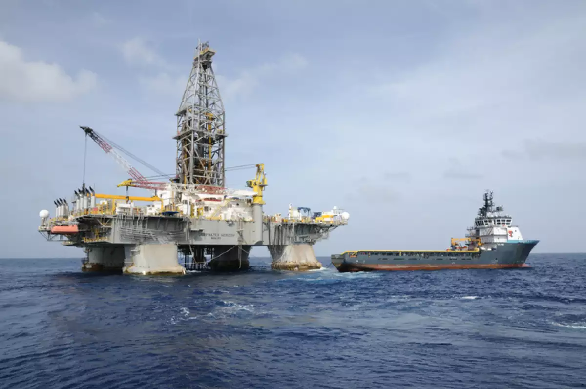 Plataforma petrolera marina
