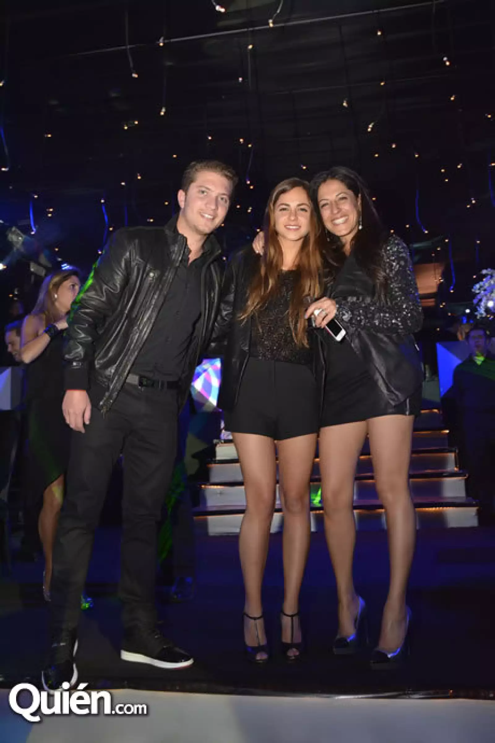 Alan Tawil,Sammy y Becky Helfon