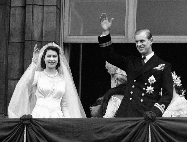 Reina Isabel II y el duque de Edimburgo