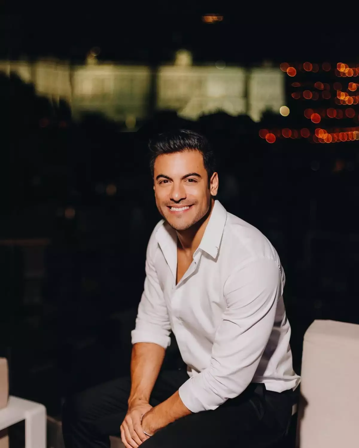 Carlos Rivera.