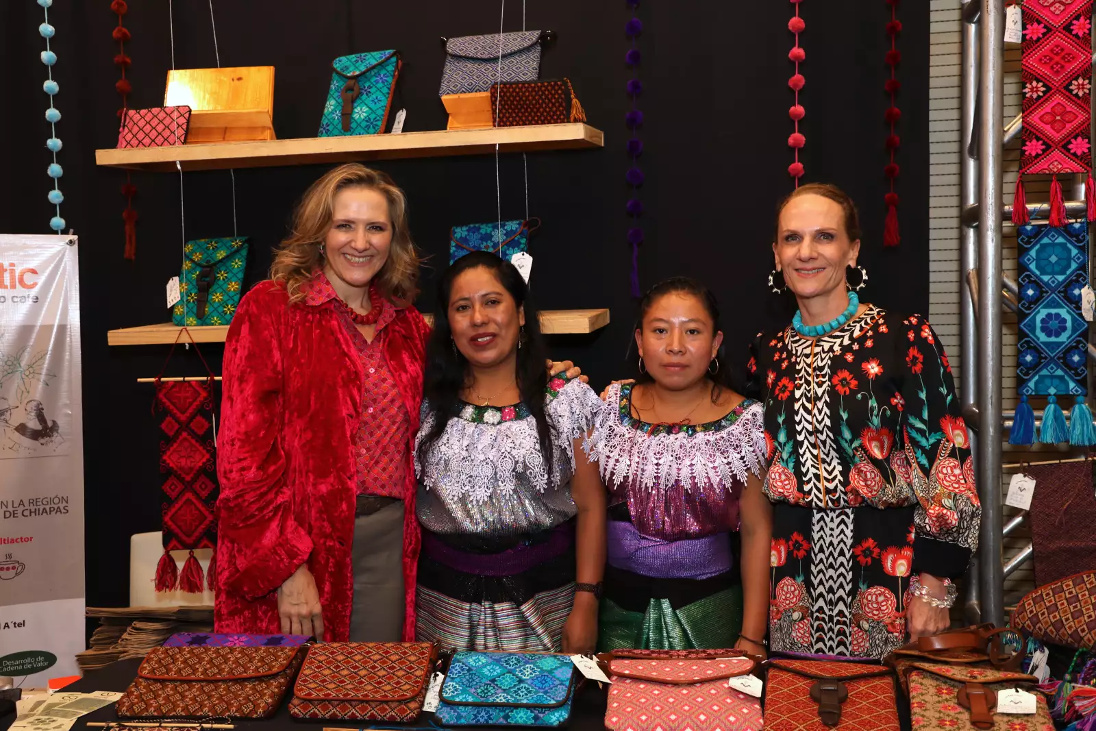 Nieves Guerra , Manuela Rodríguez, Antonia Hernández y Ramona 