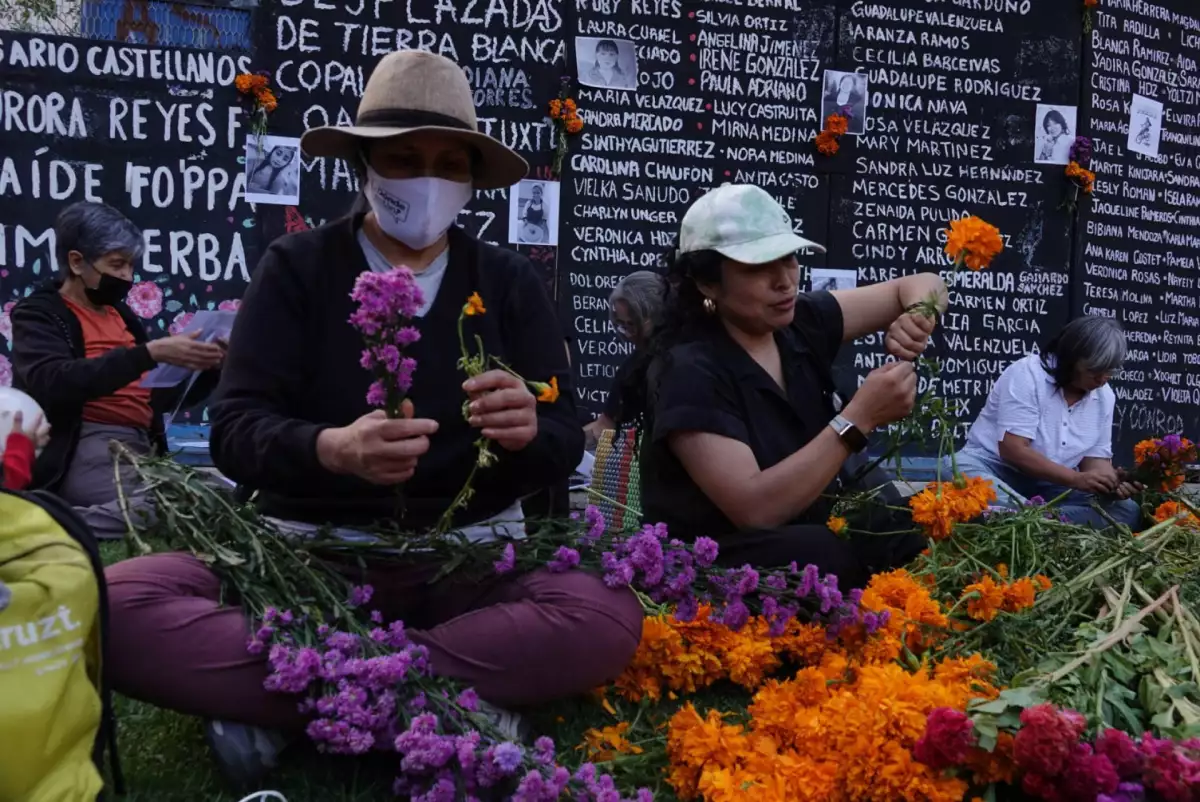 Protesta Mujeres cáncer mama-10