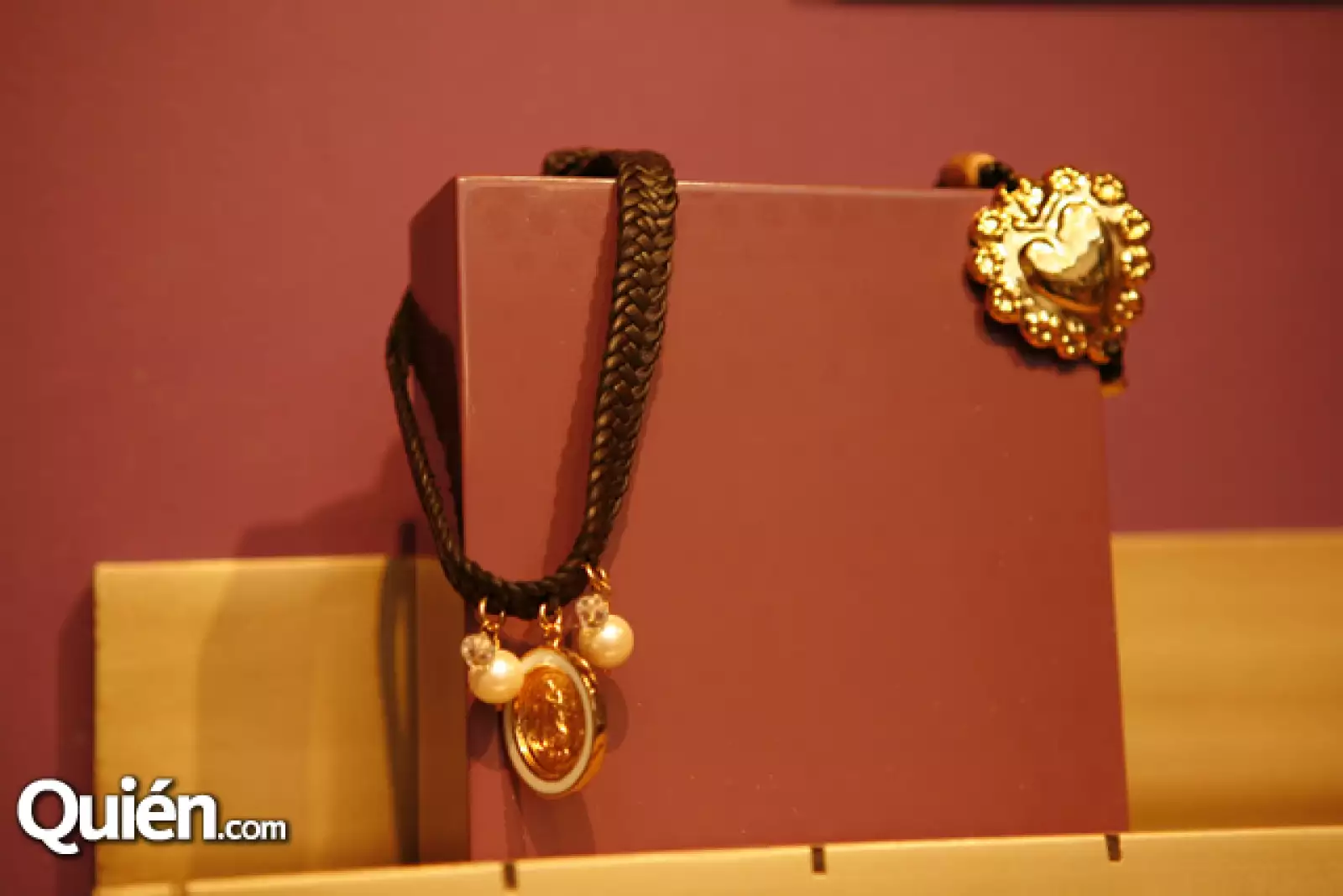 Punto i coma pedregal