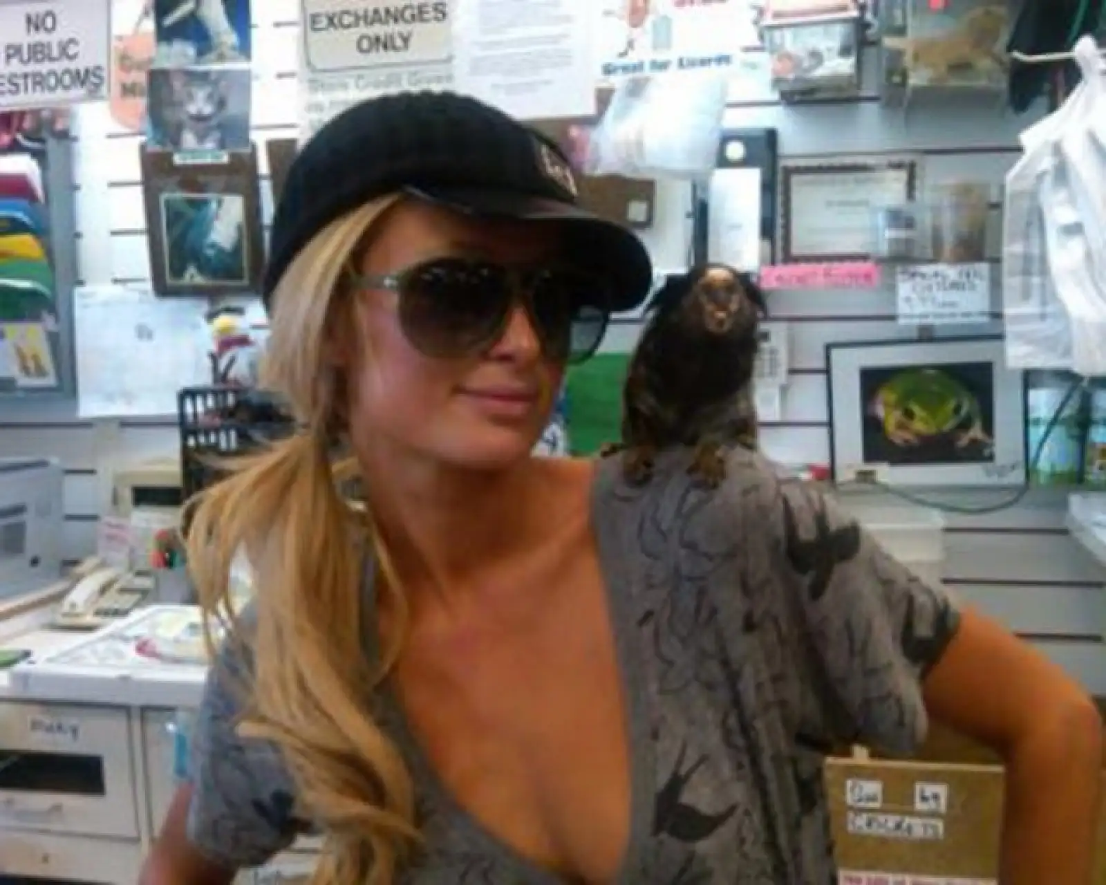 La guapa Paris Hilton dejó esta imagen a sus fans.
