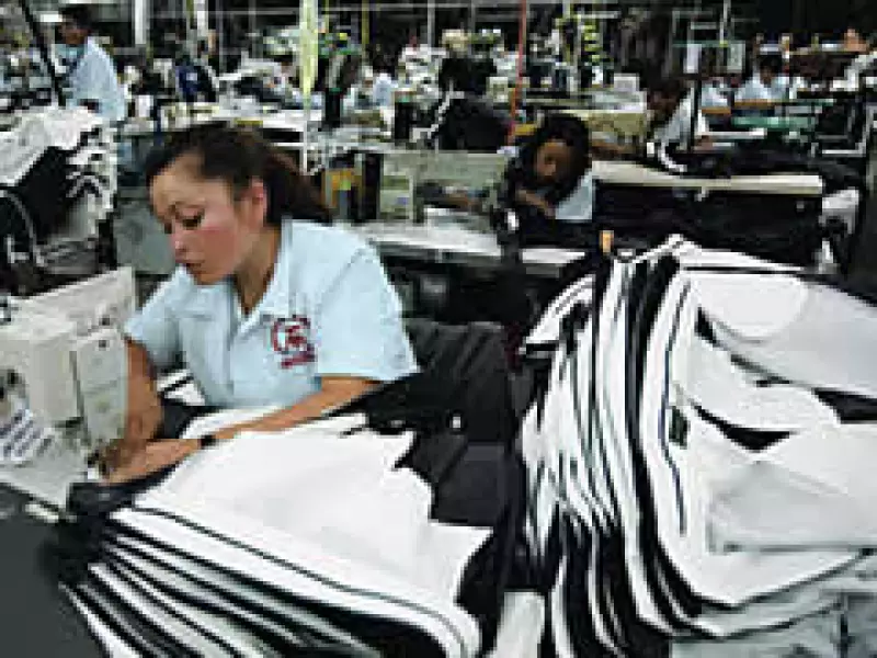 La mano de obra barata mexicana ha hecho que la industria extranjera comience a mirar más hacia el país. (Foto: Adán Gutiérrez)