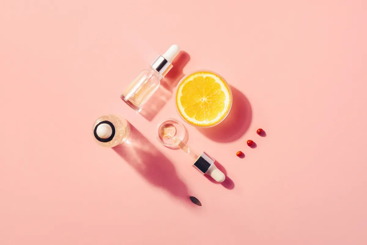 La vitamina C es vital para protegerte del sol