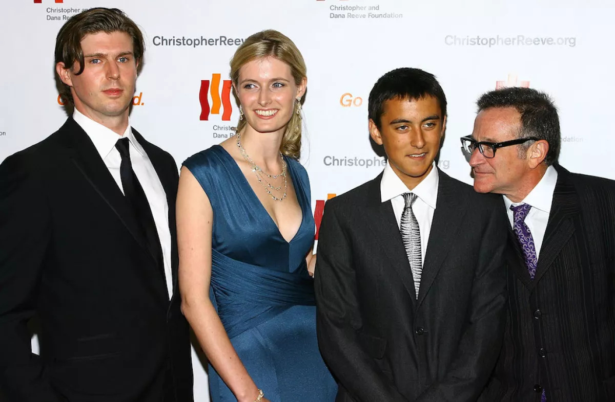 Robin Williams y sus hijos Cody y Zelda